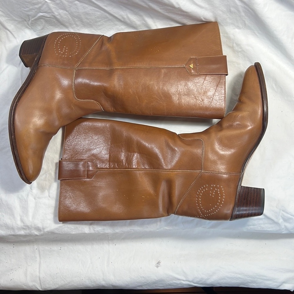 Gucci Tan Heeled Boots